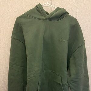 Comfrt Minimalist Hoodie